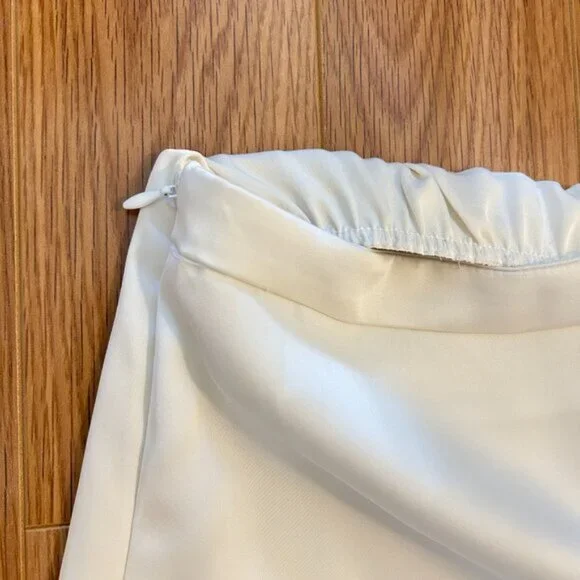 Satin Maxi Skirt White - M - Picture 3 of 5